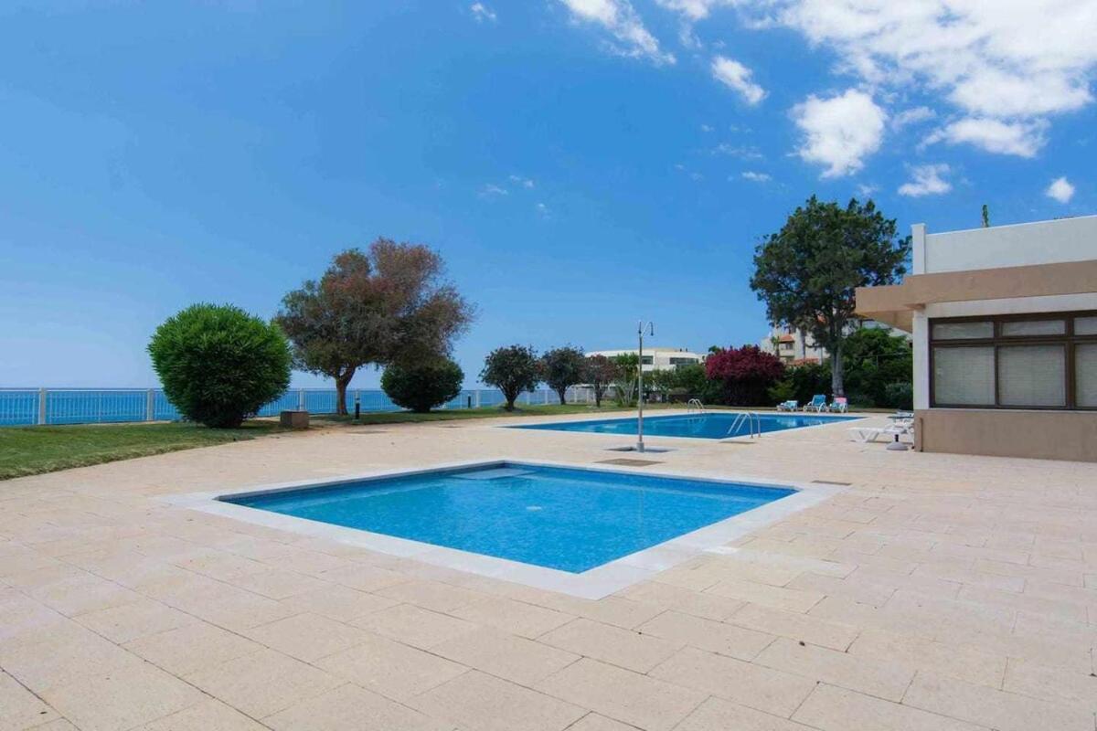 Appartamento Cliff View III - Sea View + Pool + Wifi Funchal  Esterno foto